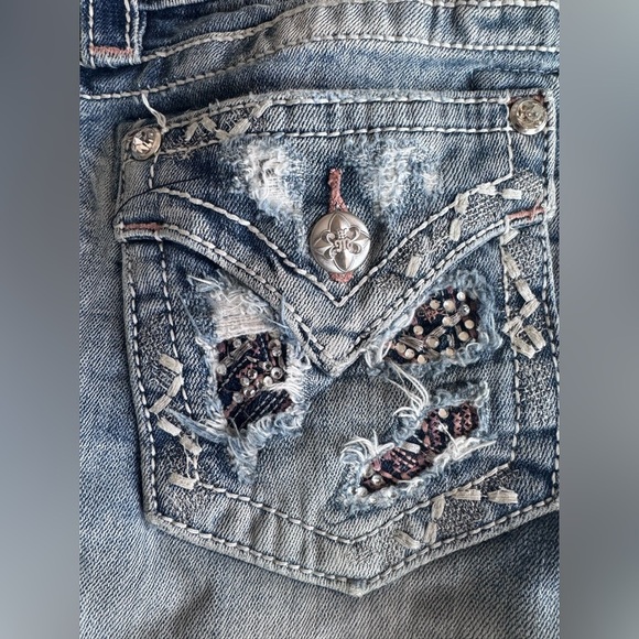 MISS ME MID-RISE CROP DENIM JEANS BLING RHINESTONE WOMENS SIZE 28 - Picture 11 of 11